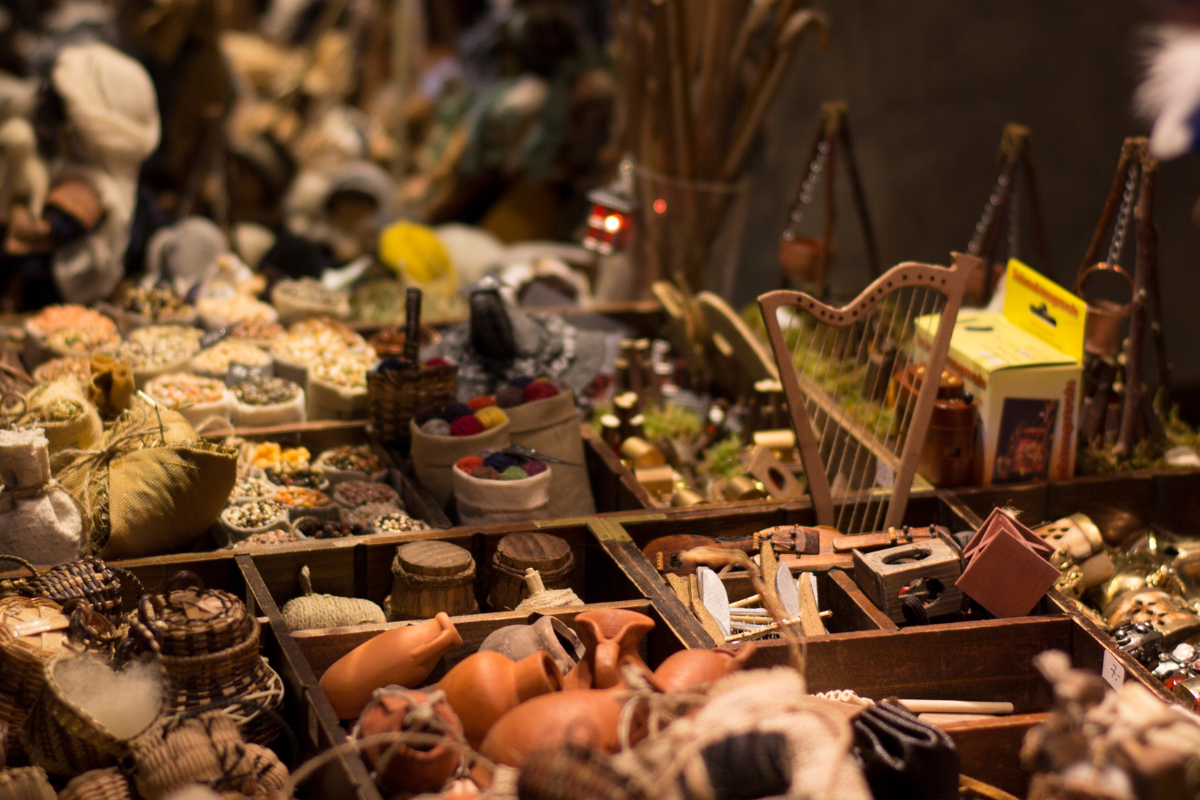 Best Handmade Items Online for Personalized Home Decor